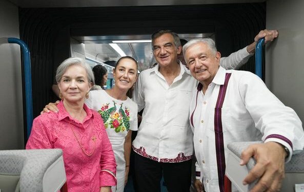El gobernador Américo Villarreal acompaña AMLO y Sheinbaum en su viaje en el tren Maya, de Cancún a Chichen Itzá