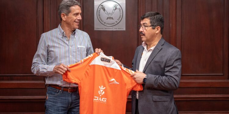 Javier “el capi” Garibaldi es nuevo presidente del Club Correcaminos de la UAT