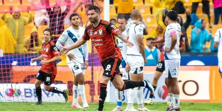 Gignac rescata triunfo frente a Puebla