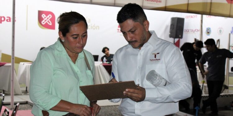 Presentaron ITEA y COBAT su oferta educativa en Feria Tamaulipas