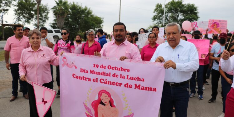 Se suma SSPT a marcha por el Día Mundial del Cáncer de Mama
