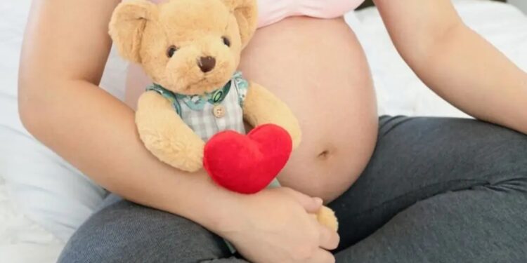 Preocupa a Save the Children incremento de embarazos infantiles en México