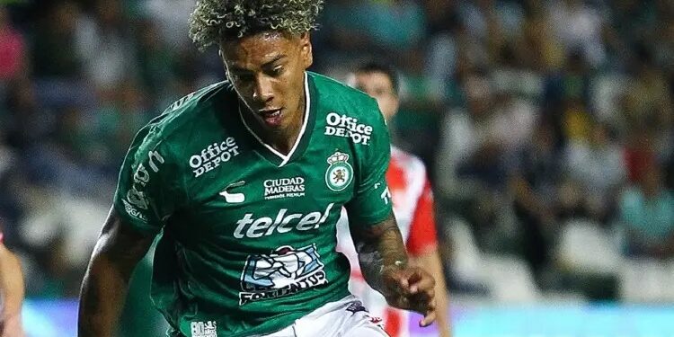 León le pega a FC Juárez con remontada incluida